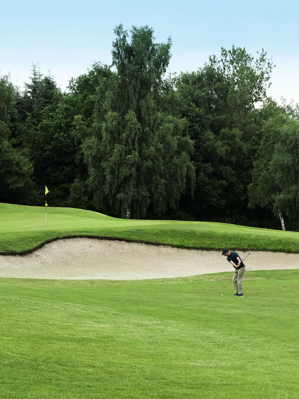 Marathon Golf 16-2-7